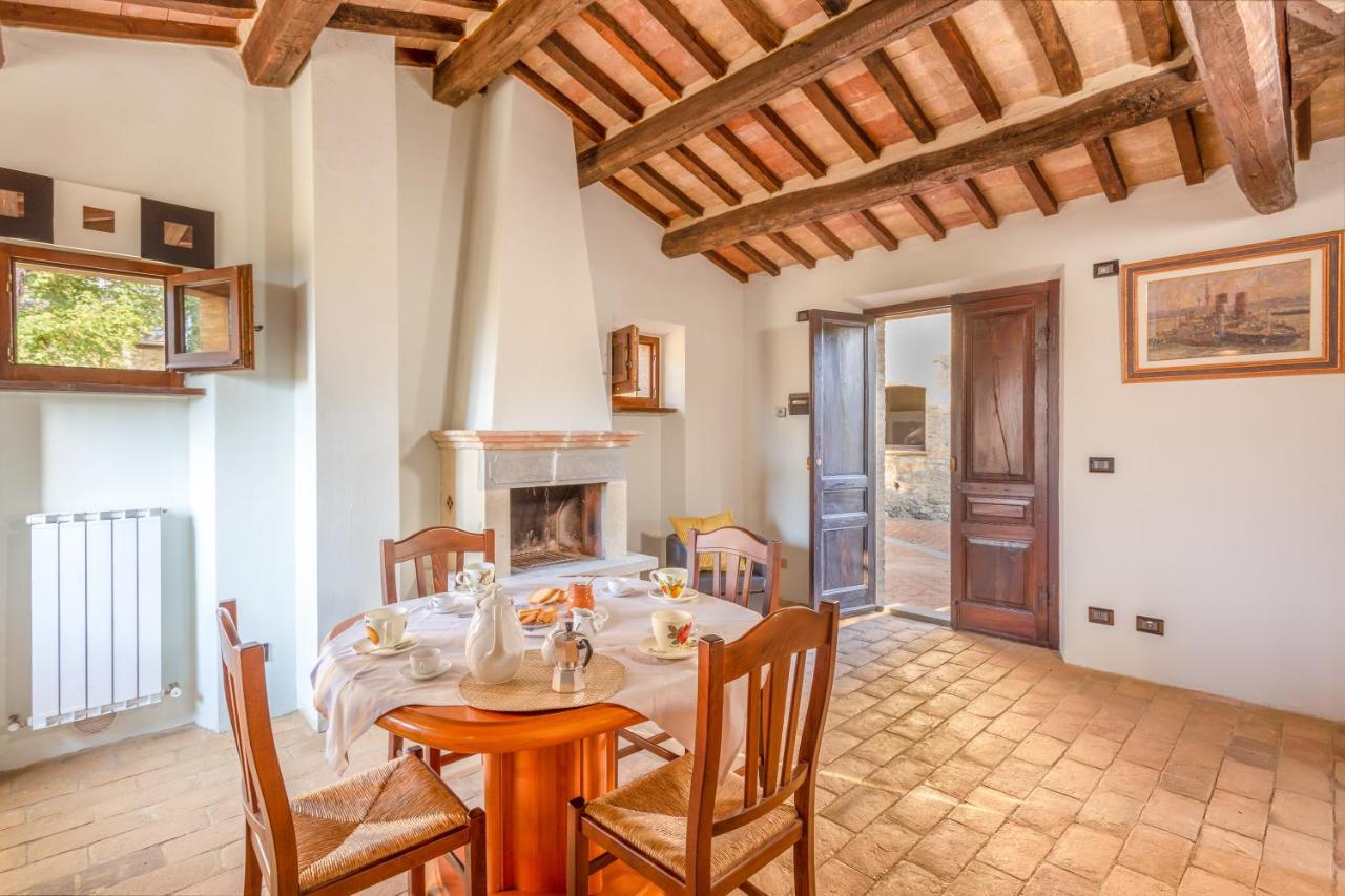 מונטונה Gh Borgo Pulciano Agriturismo מראה חיצוני תמונה