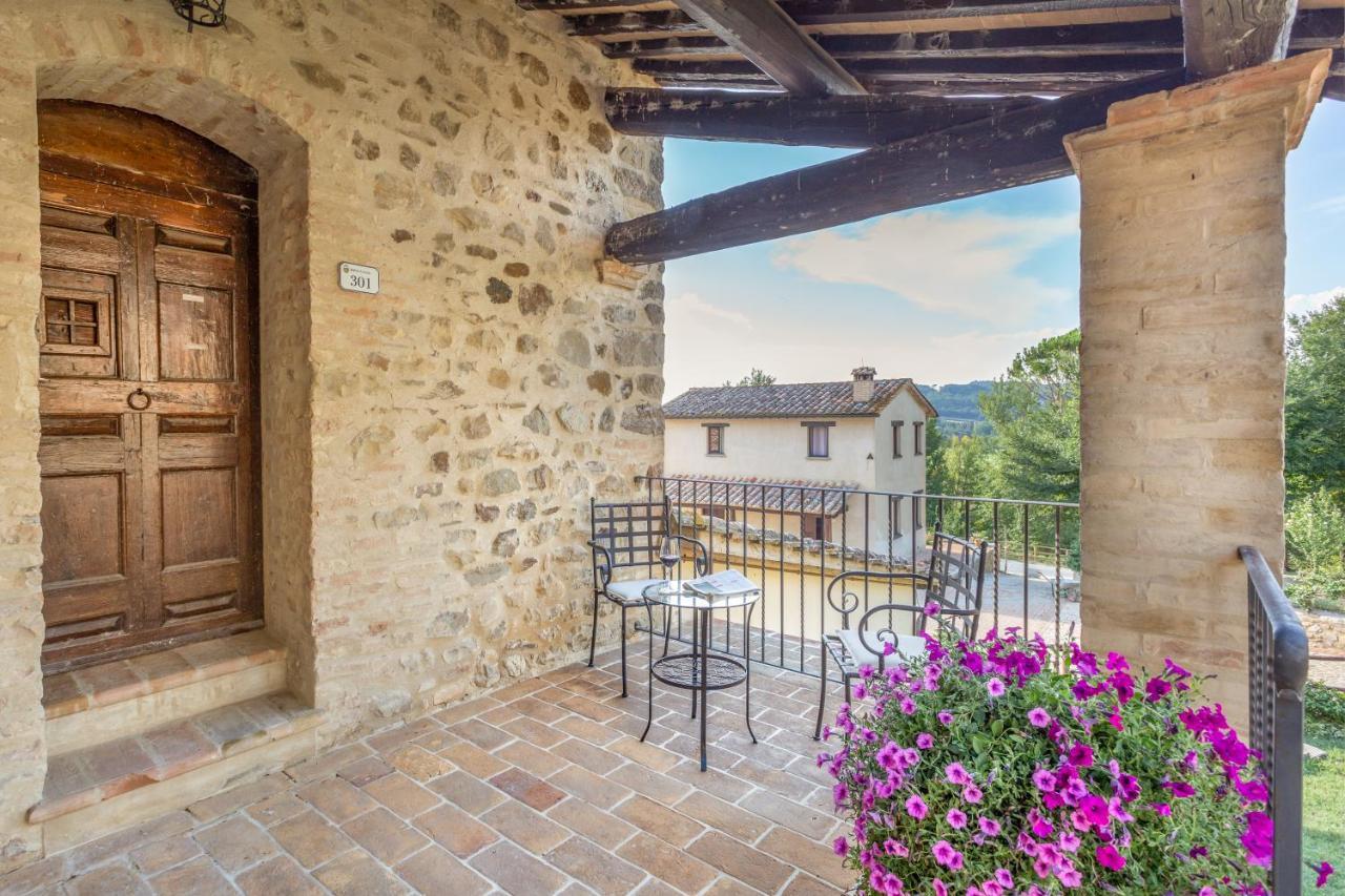 מונטונה Gh Borgo Pulciano Agriturismo מראה חיצוני תמונה