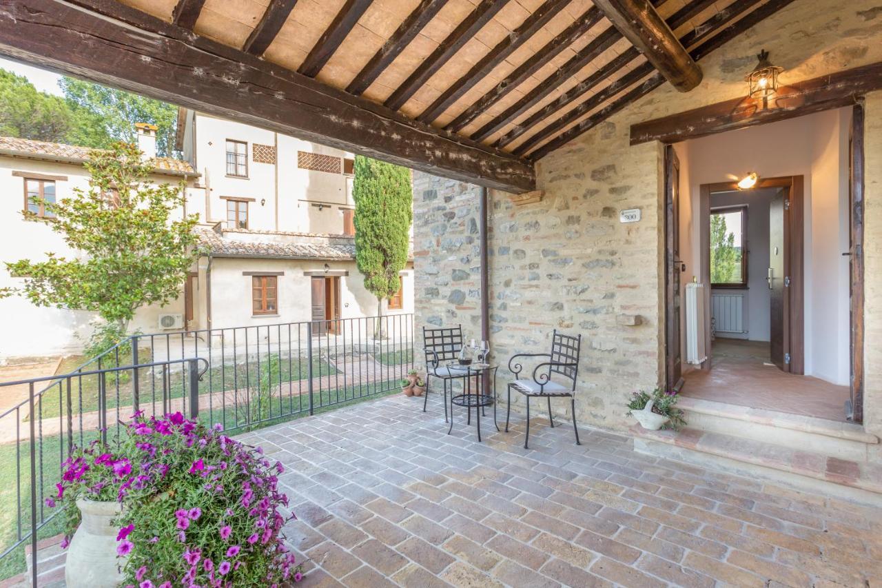 מונטונה Gh Borgo Pulciano Agriturismo מראה חיצוני תמונה