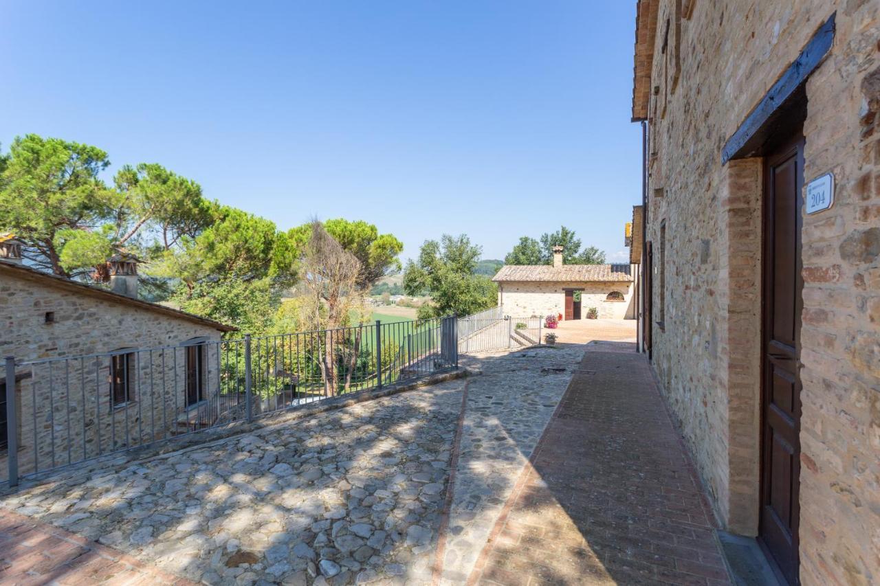 מונטונה Gh Borgo Pulciano Agriturismo מראה חיצוני תמונה