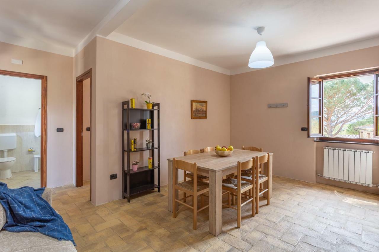 מונטונה Gh Borgo Pulciano Agriturismo מראה חיצוני תמונה