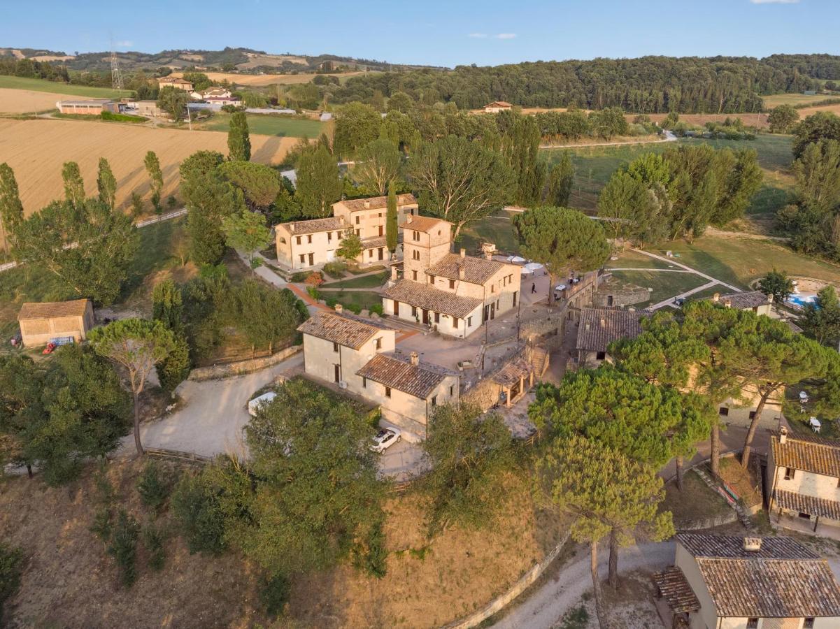 מונטונה Gh Borgo Pulciano Agriturismo מראה חיצוני תמונה